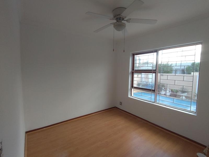 To Let 3 Bedroom Property for Rent in Twin Palms Western Cape